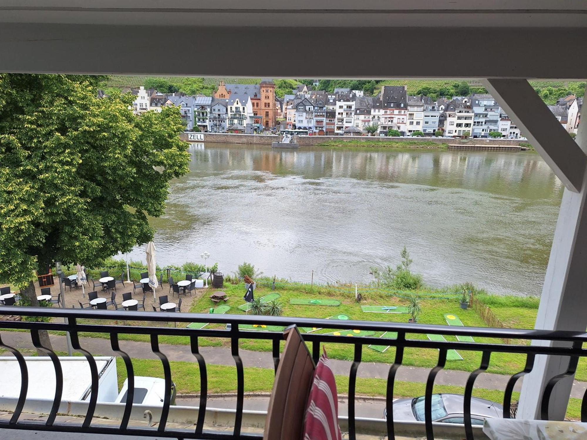 Apartament "Ferienhaus An Der Mosel" Zell an der Mosel Zewnętrze zdjęcie