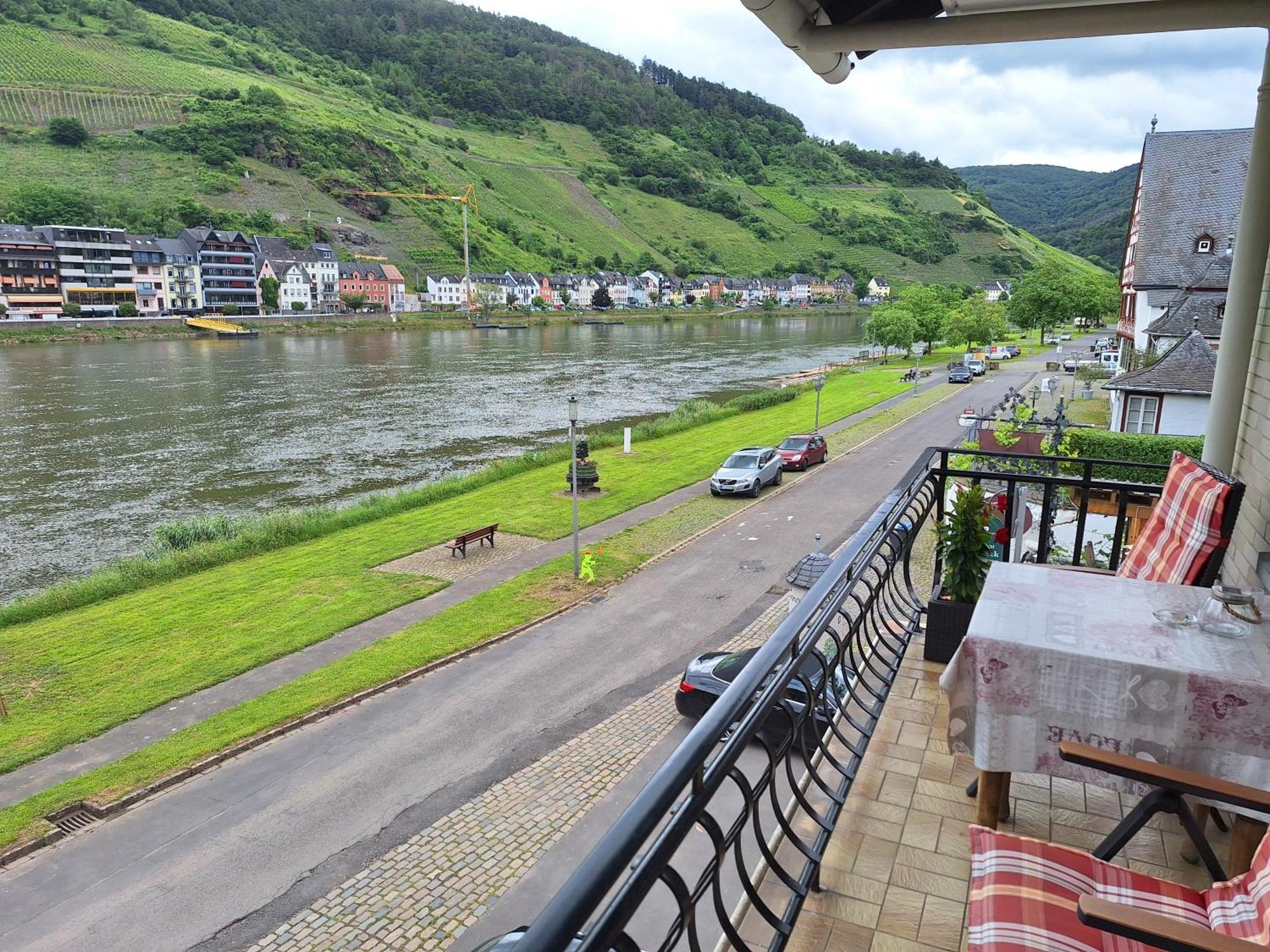 Apartament "Ferienhaus An Der Mosel" Zell an der Mosel Zewnętrze zdjęcie